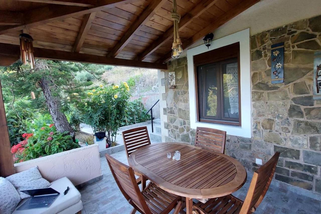 The Garden House, Sitia Apartment Bagian luar foto